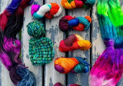 FIBRE DYING WITH TRINITY WOOL & WONDERS